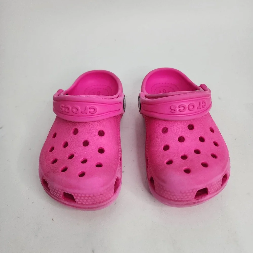 Crocs Shoes‎ Pink Kids Size C8